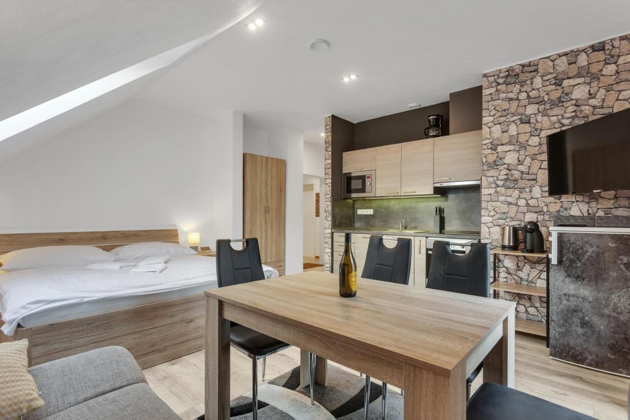 Family Apartments Klinovec Loucna pod Klinovcem Ngoại thất bức ảnh